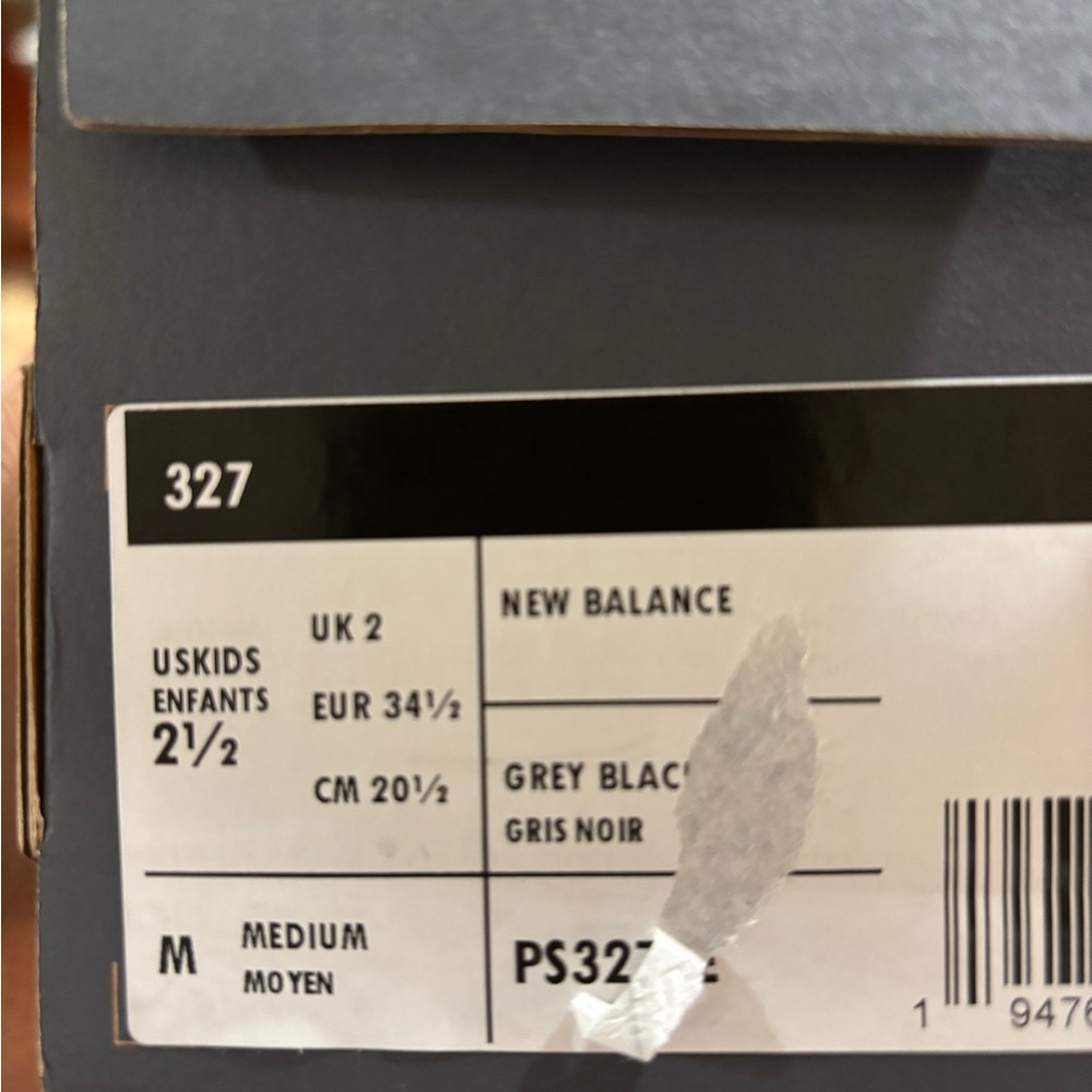 New Balance 327 White/Black Sea Salt Grey PS327FE  (PS) Size Unisex Kids NWB - Picture 16 of 16